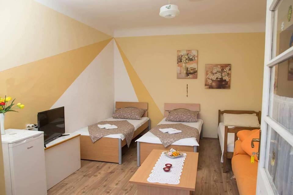Apartament Privatni Smjestaj I Seoski Turizam "Sudar" Bizovac Zewnętrze zdjęcie